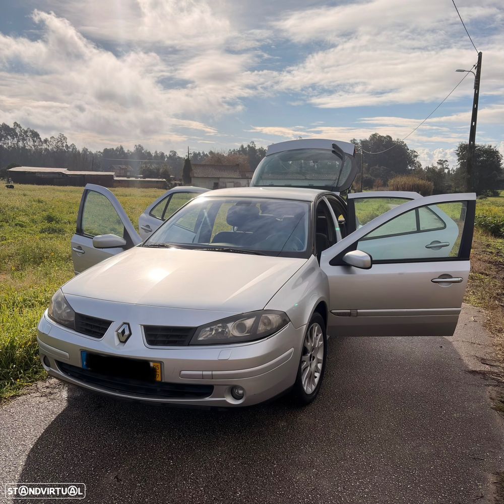Renault Laguna 1.9 dCi Privilege - 11