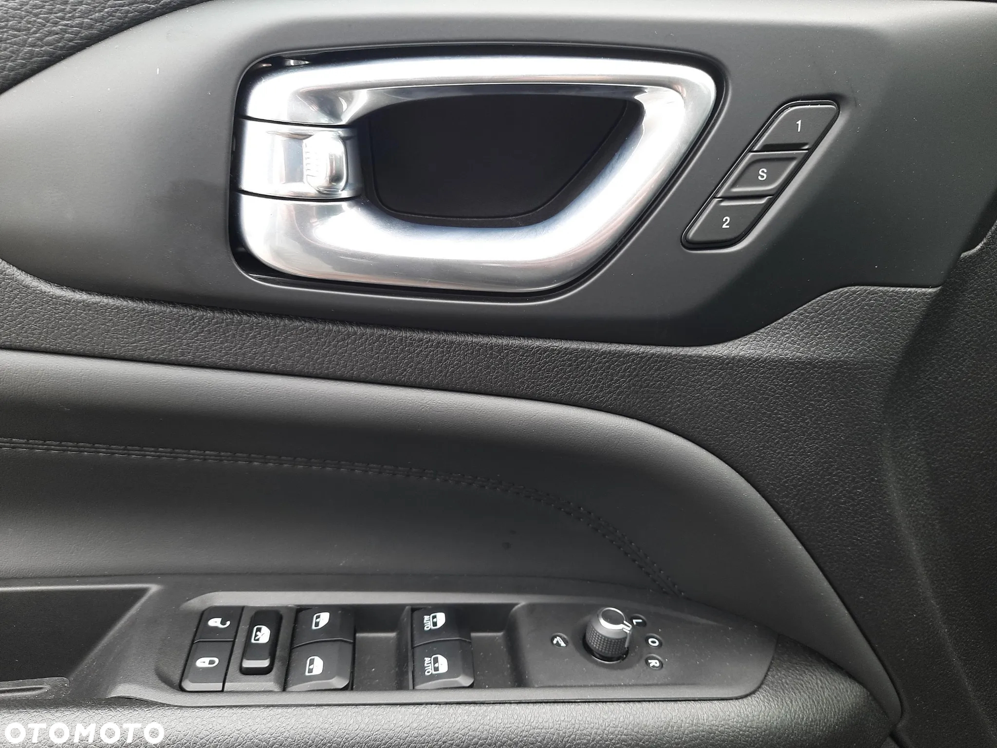 Jeep Compass - 10