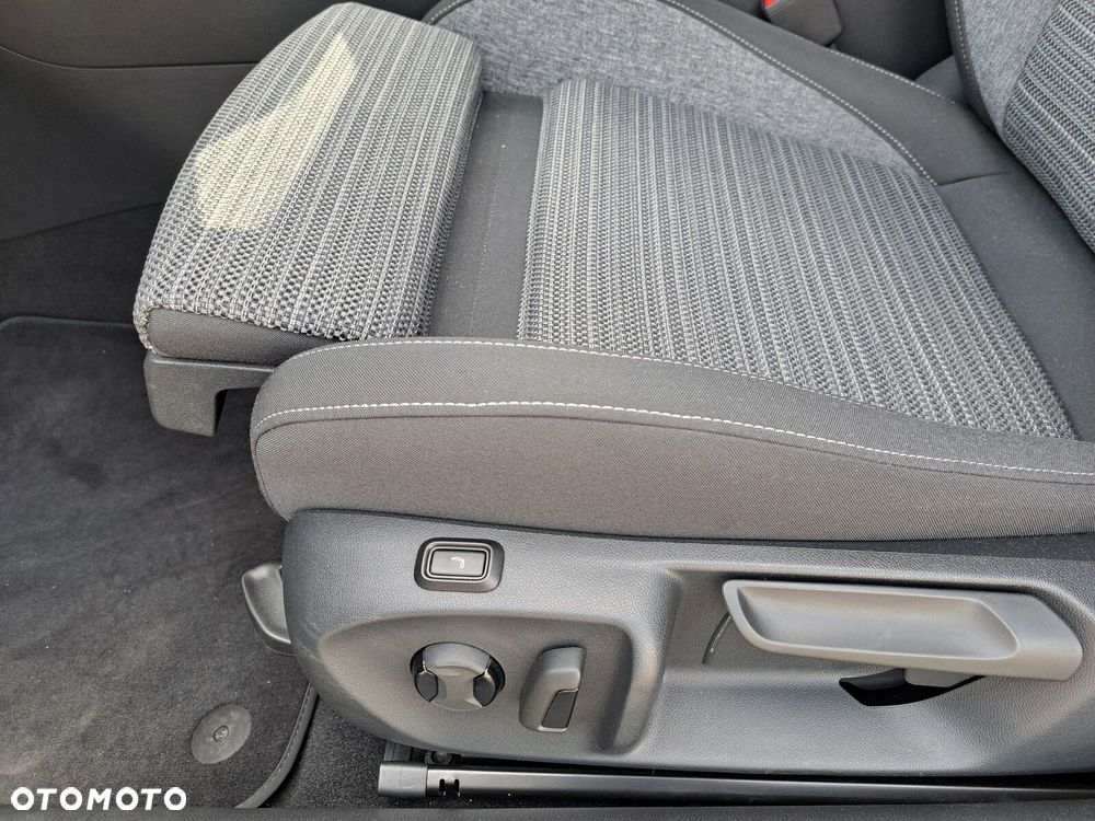 Skoda Superb 1.5 TSI mHEV Selection DSG - 16