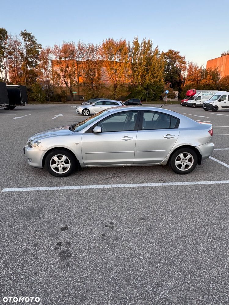 Mazda 3 2004 photo 3