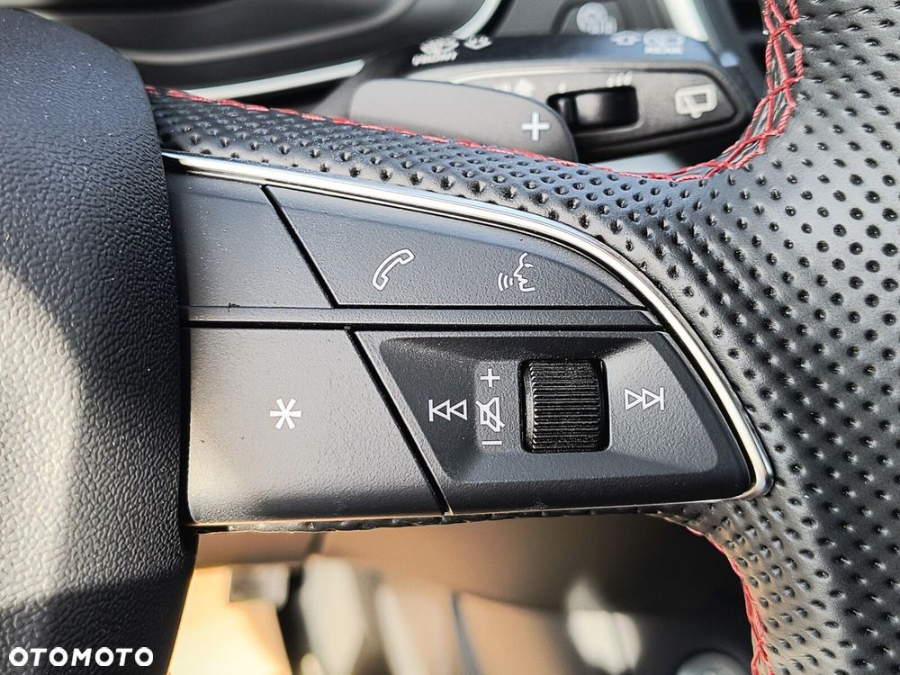 Audi Q5 55 TFSI e Quattro S Line S tronic - 36