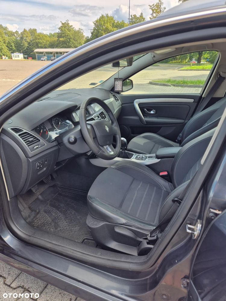 Renault Laguna - 11