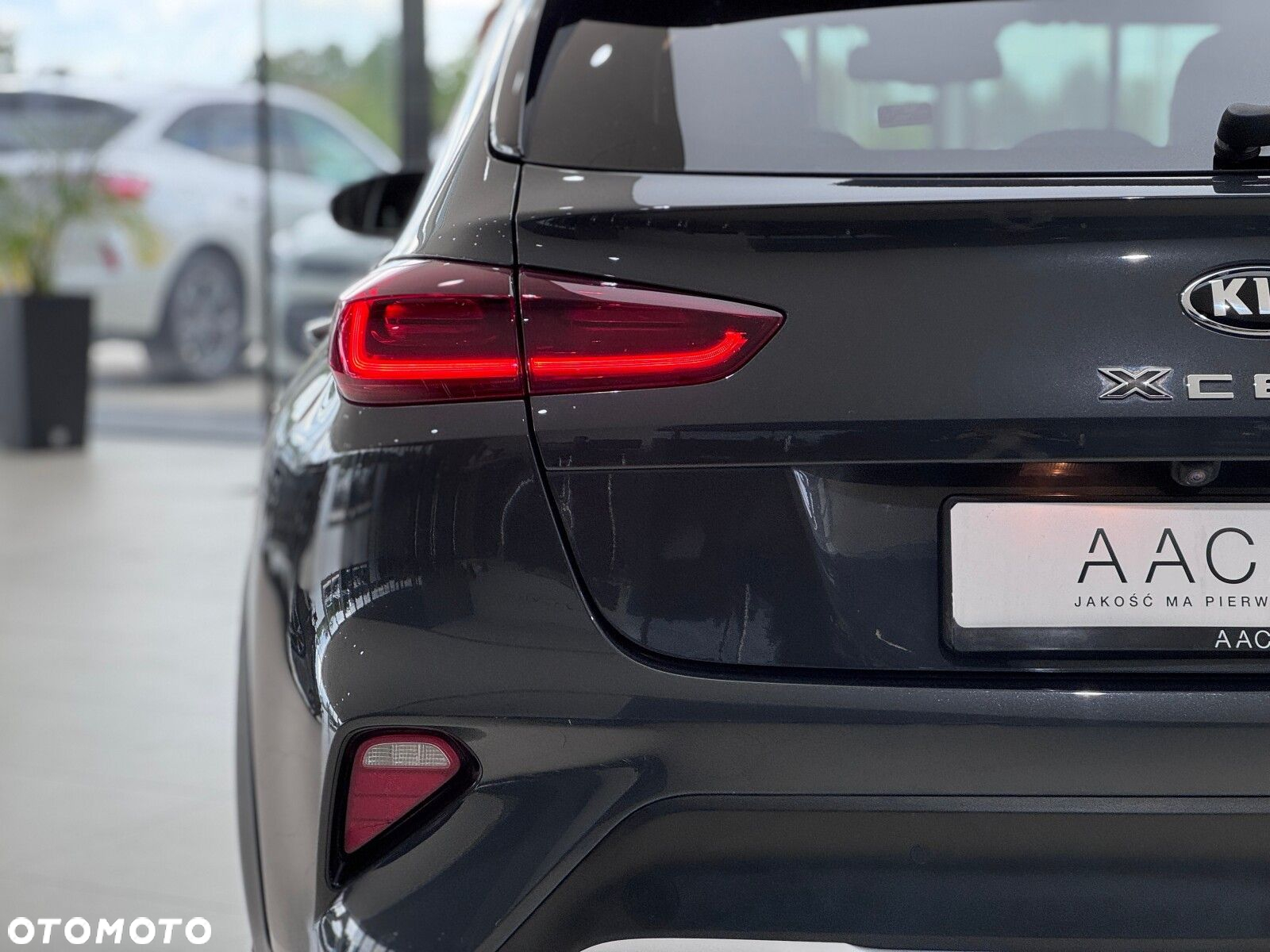 Kia XCeed - 39