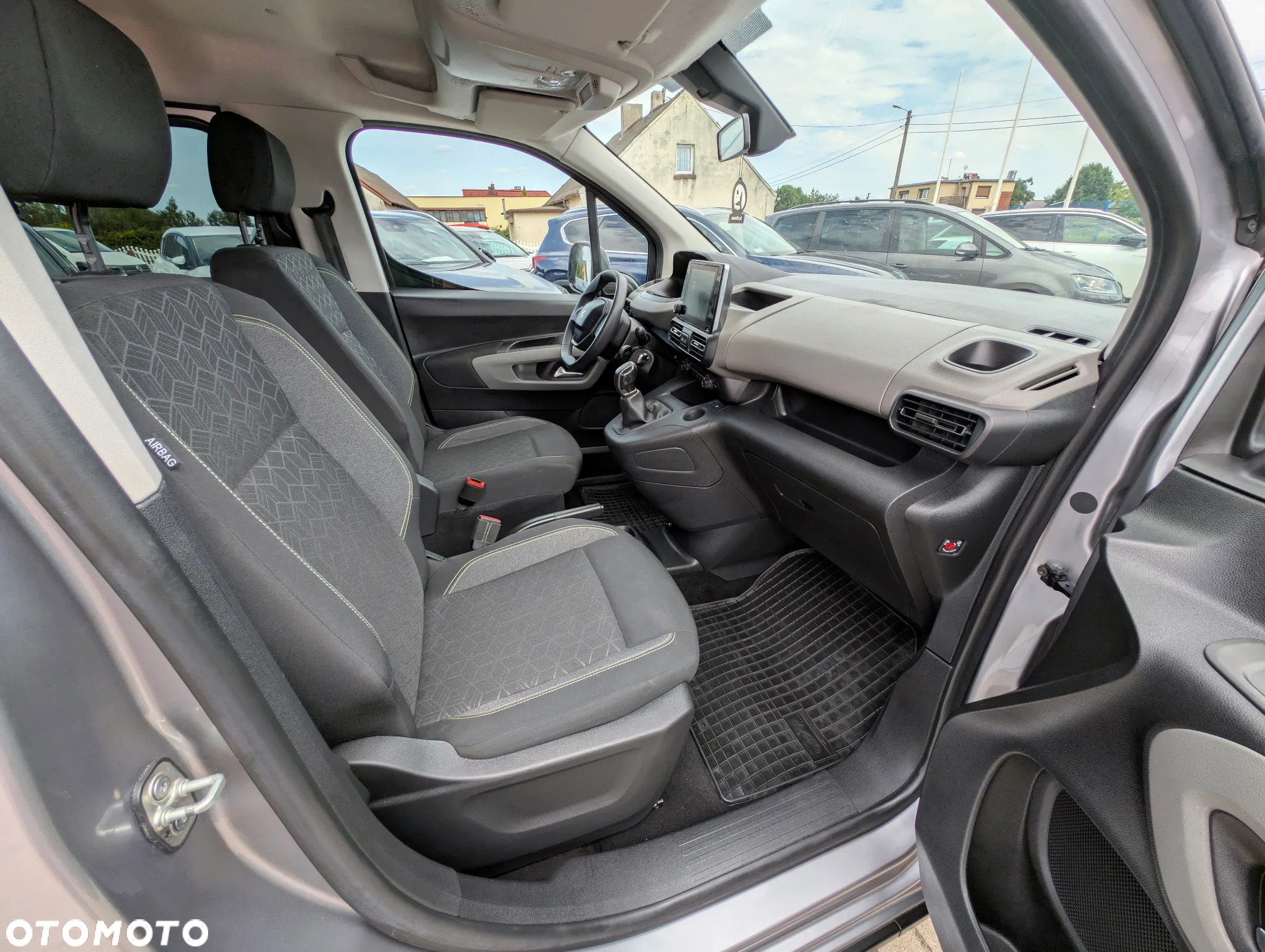 Peugeot Rifter 1.5 BlueHDI Active - 16
