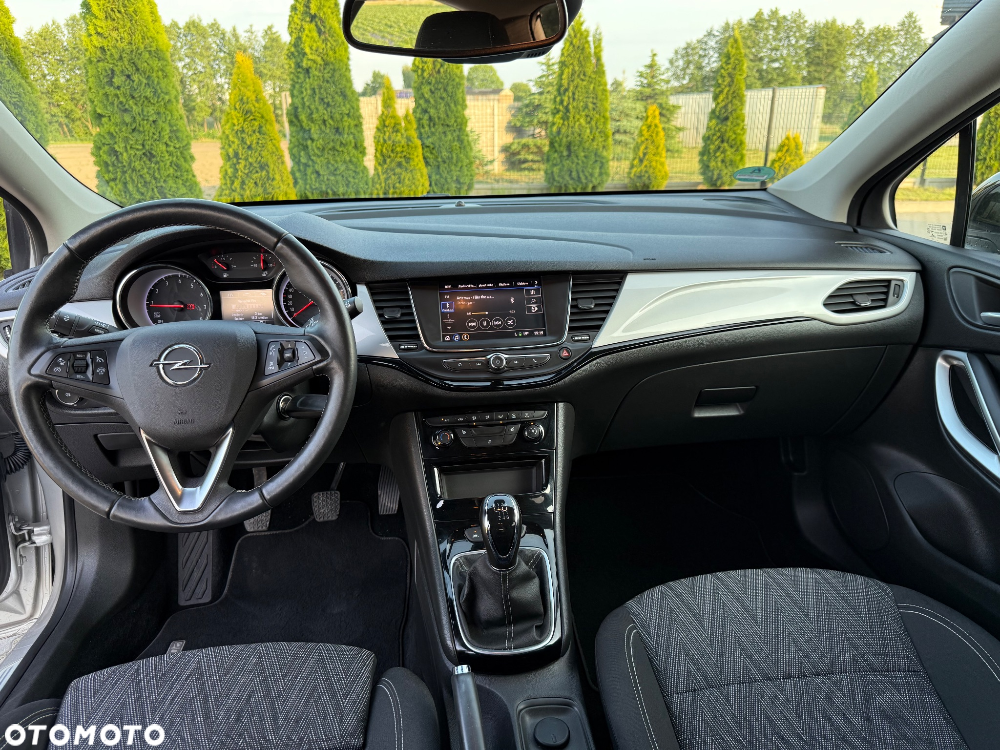 Opel Astra 1.2 Turbo - 15
