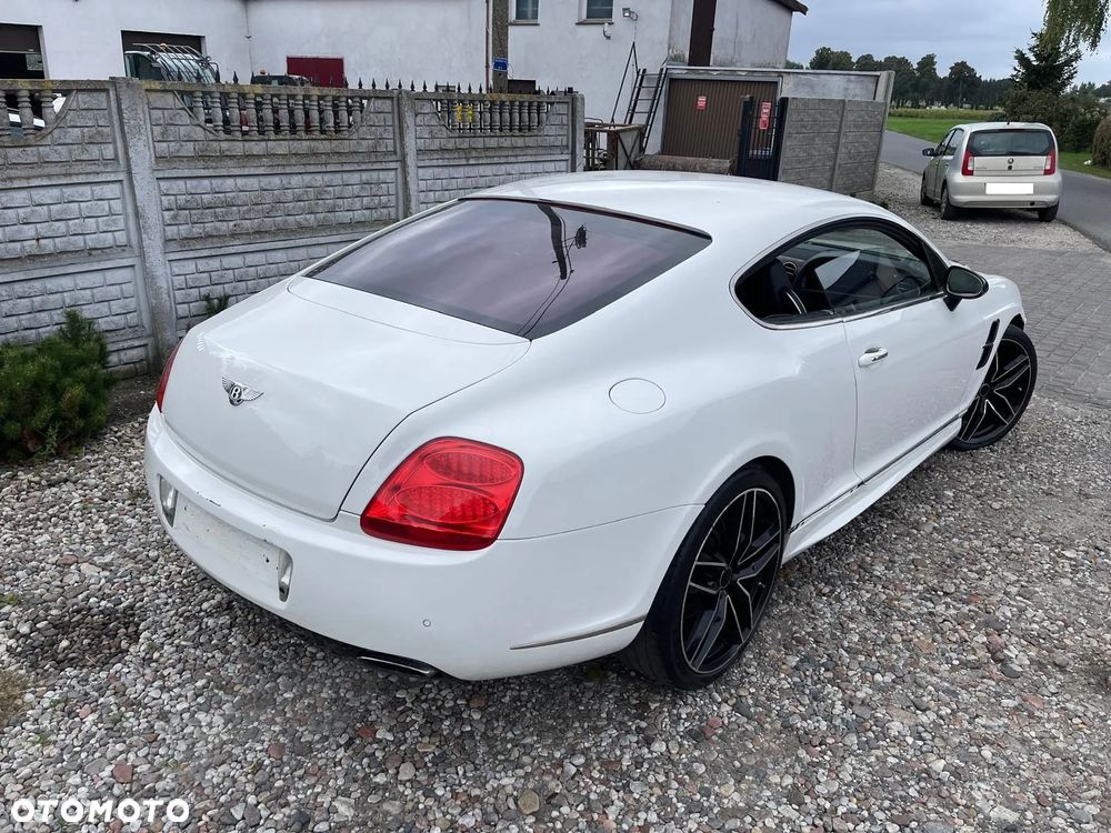 Bentley Continental GT - 23