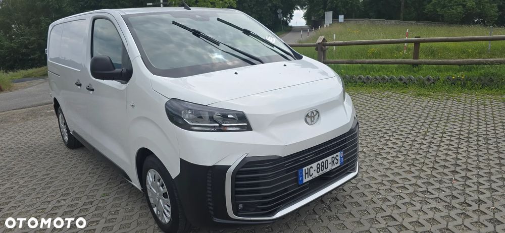 Toyota proace - 1