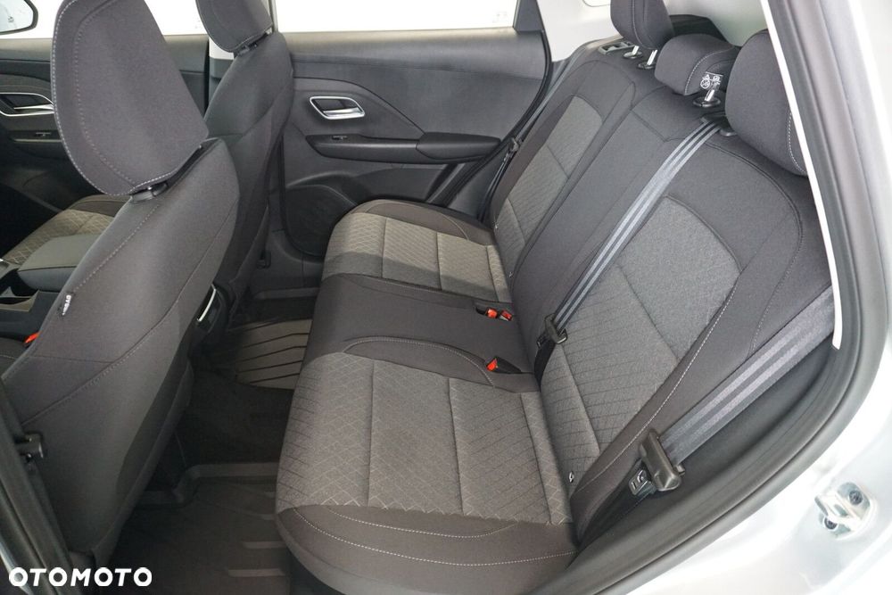 MG ZS Hybrid+ - 35