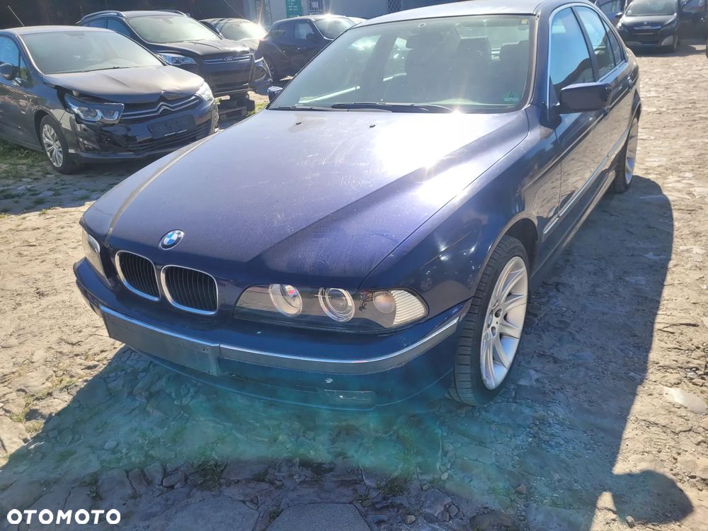BMW Seria 5 523i - 28