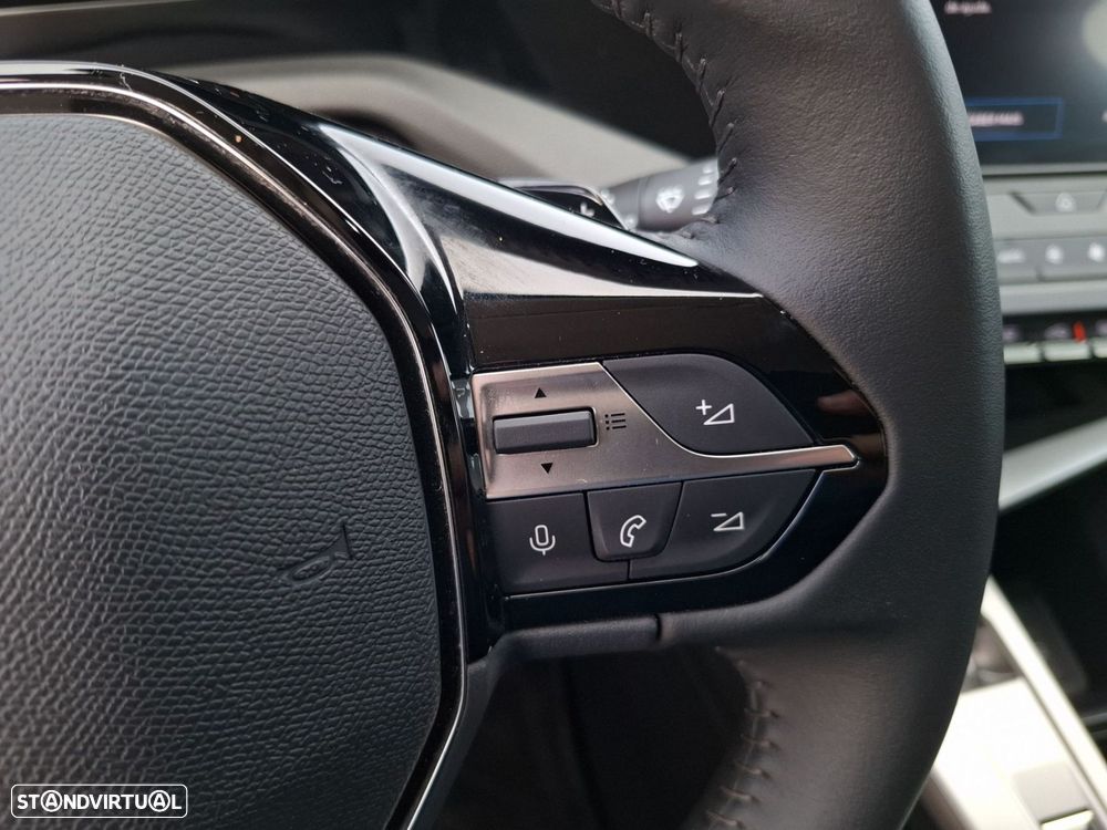 Peugeot 308 1.2 Hybrid Style e-DCS6 - 17