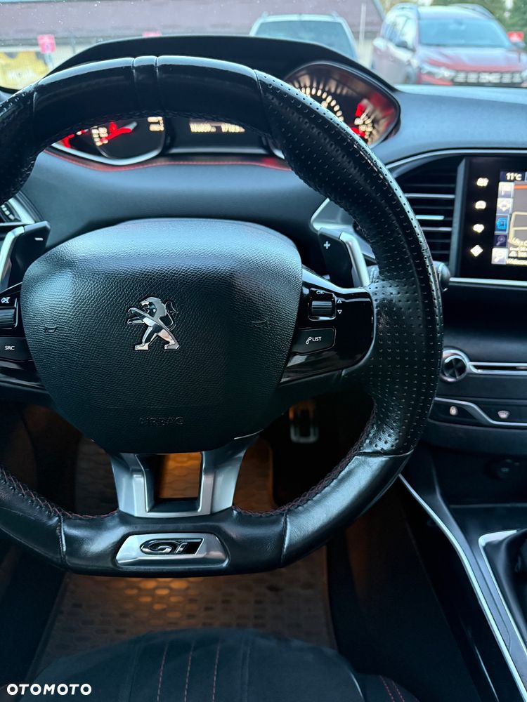 Peugeot 308 - 23