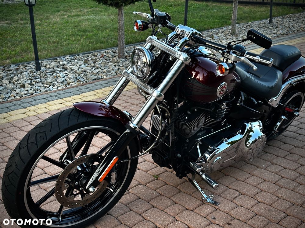 Harley-Davidson FXSB Breakout - 15