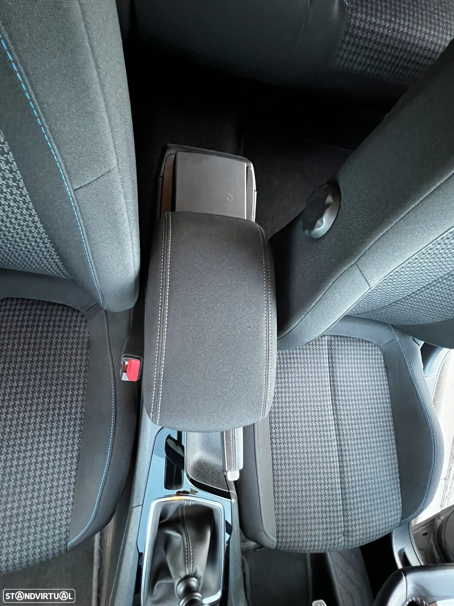Peugeot 308 SW 1.5 BlueHDi Style - 23