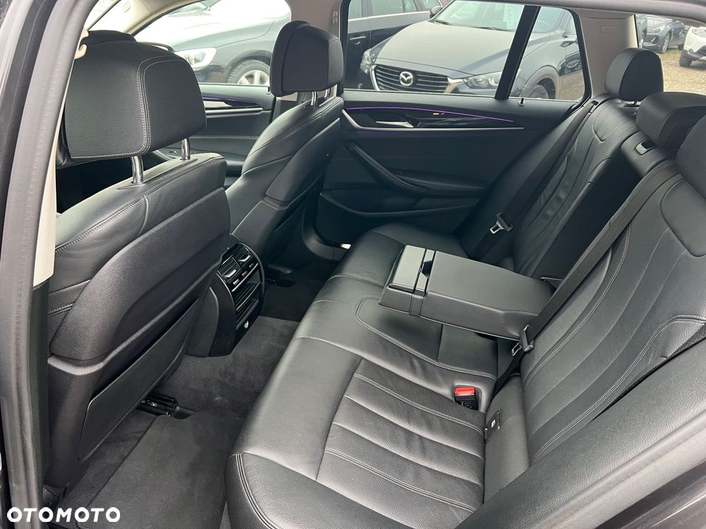 BMW Seria 5 520d Luxury Line sport - 6