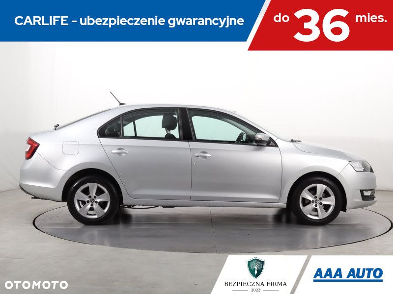 Skoda RAPID - 7