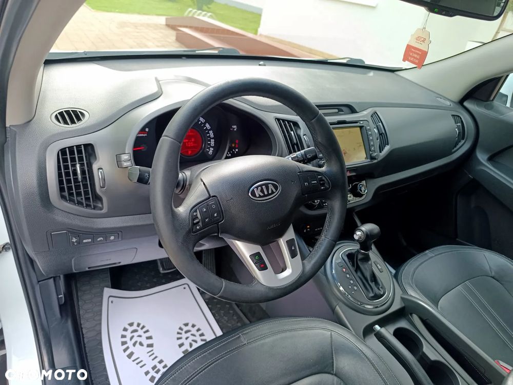 Kia Sportage 2.0 CRDI 4WD Automatik Dream-Team Edition - 25