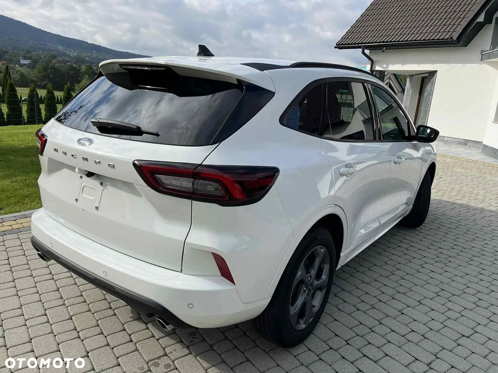 Ford Kuga 1.5 EcoBoost ST-LINE X - 29