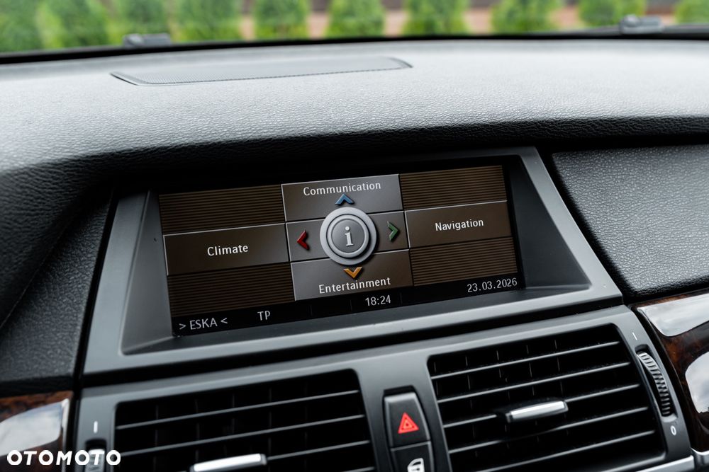 BMW X5 3.0sd - 33