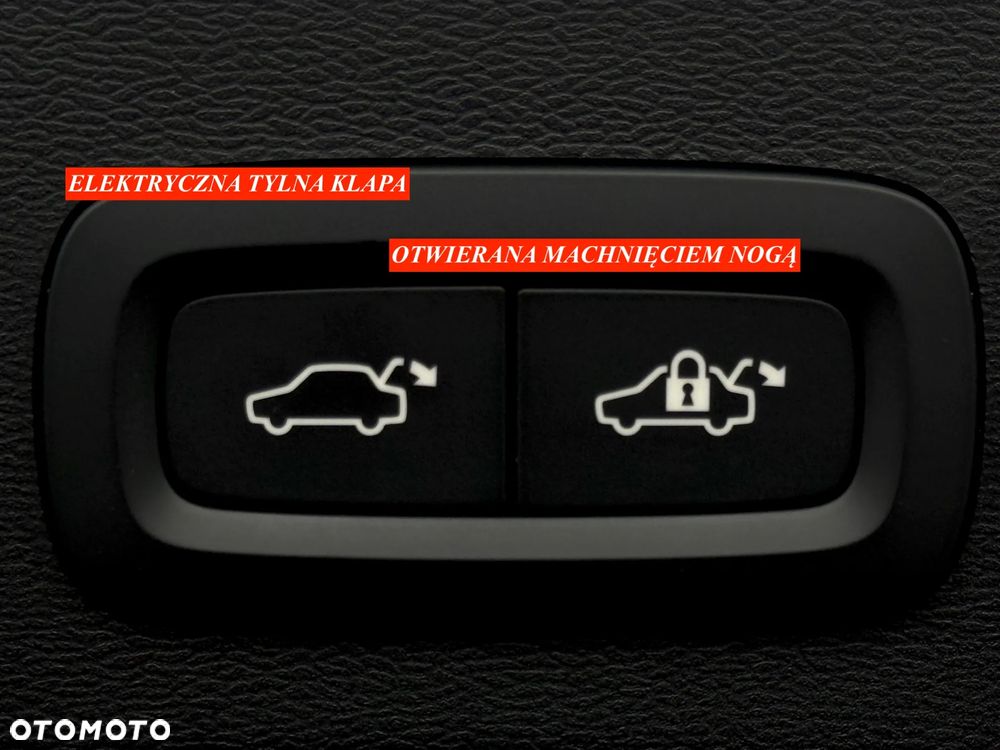 Volvo XC 40 D3 R-Design - 28