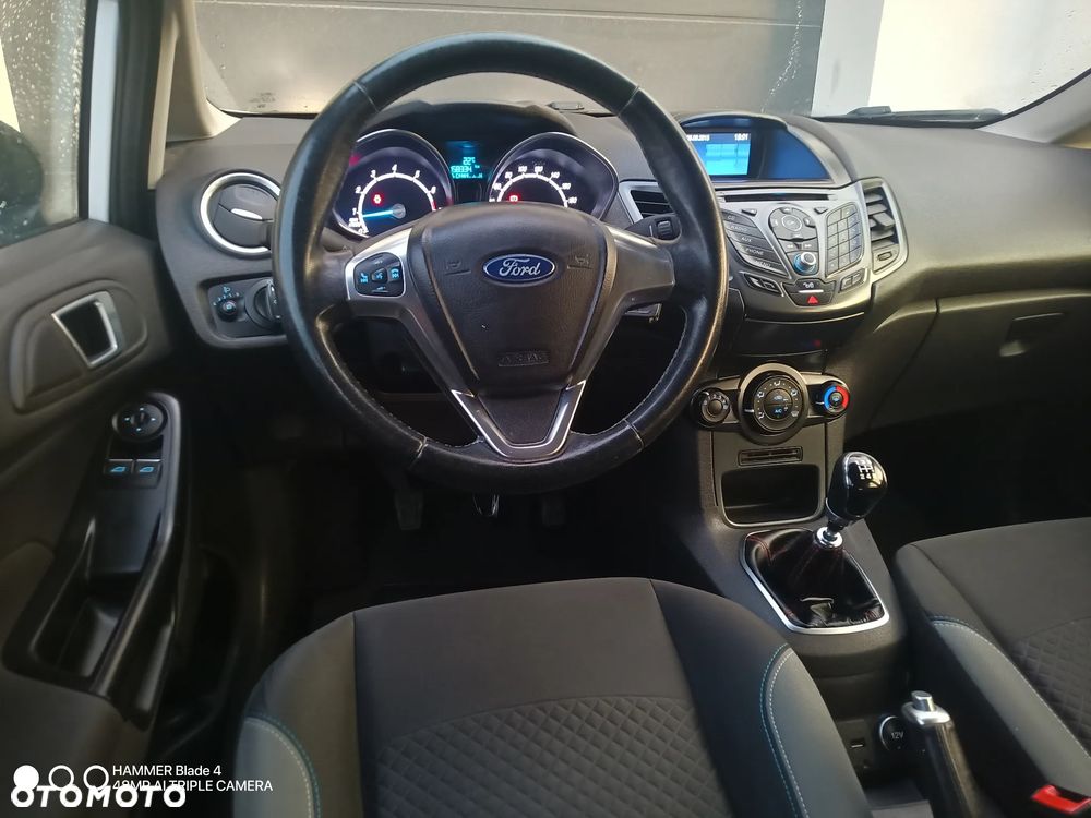 Ford Fiesta 1.25 SYNC Edition - 22