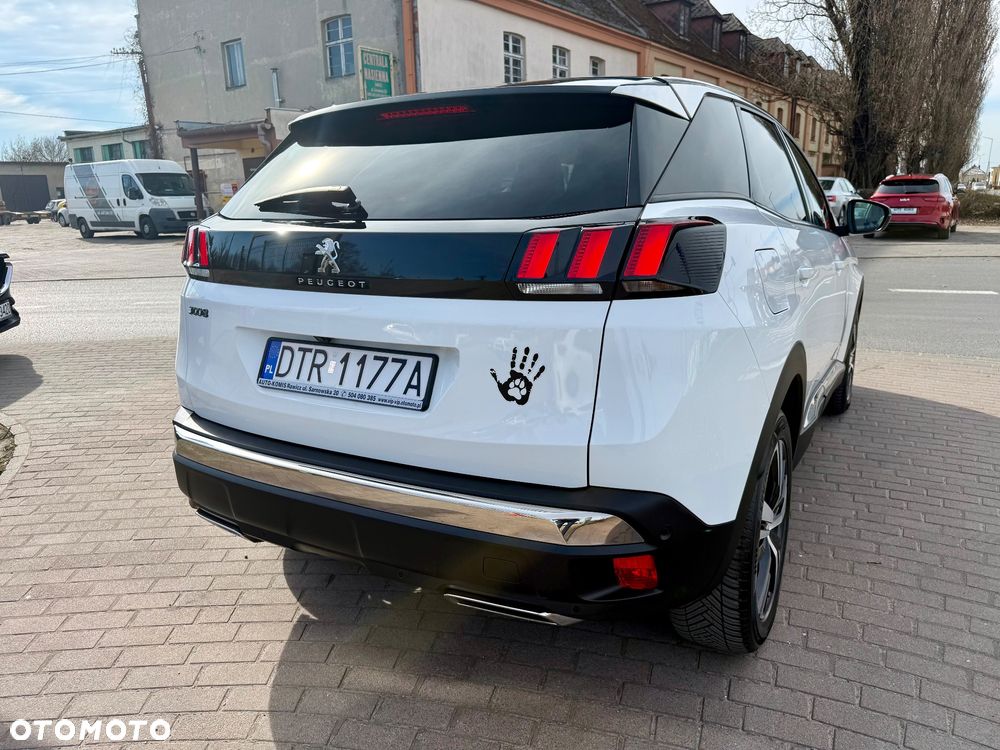 Peugeot 3008 1.5 BlueHDi Allure Pack S&S EAT8 - 24