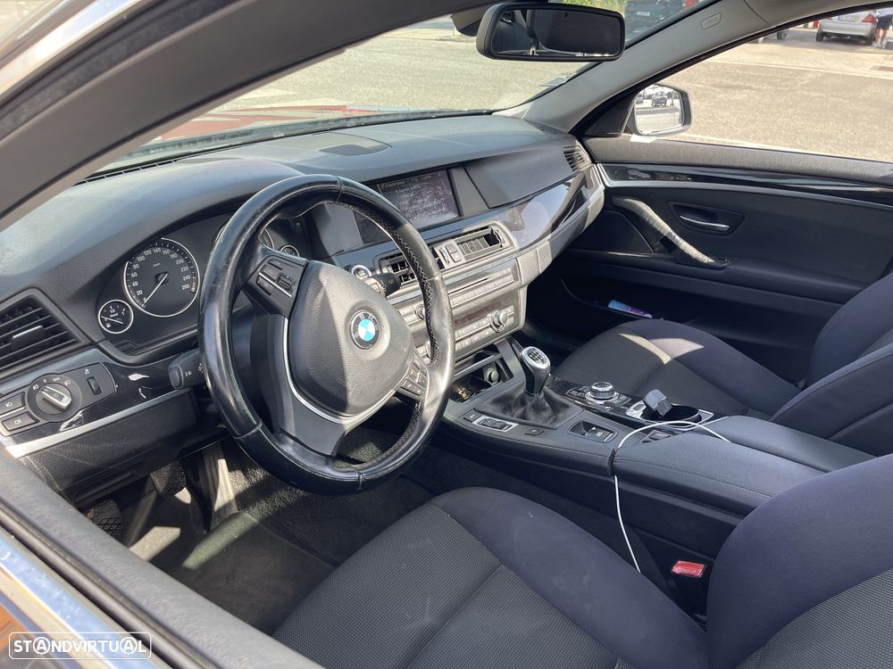 BMW 520 d Pack M - 8