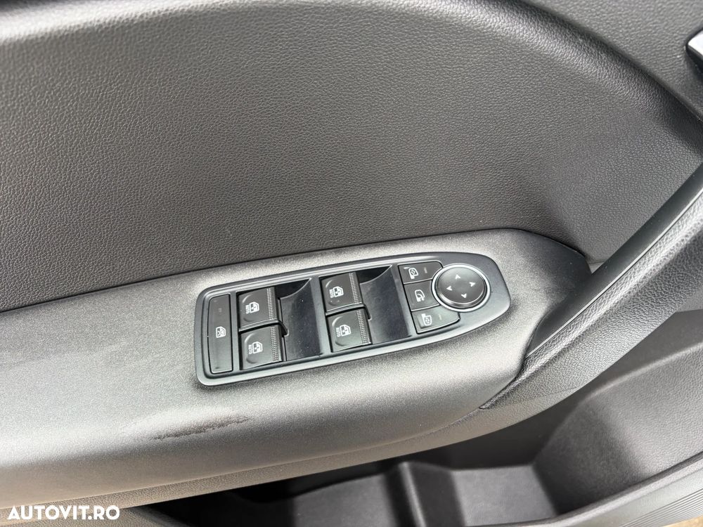 Renault Captur BLUE dCi Zen - 13