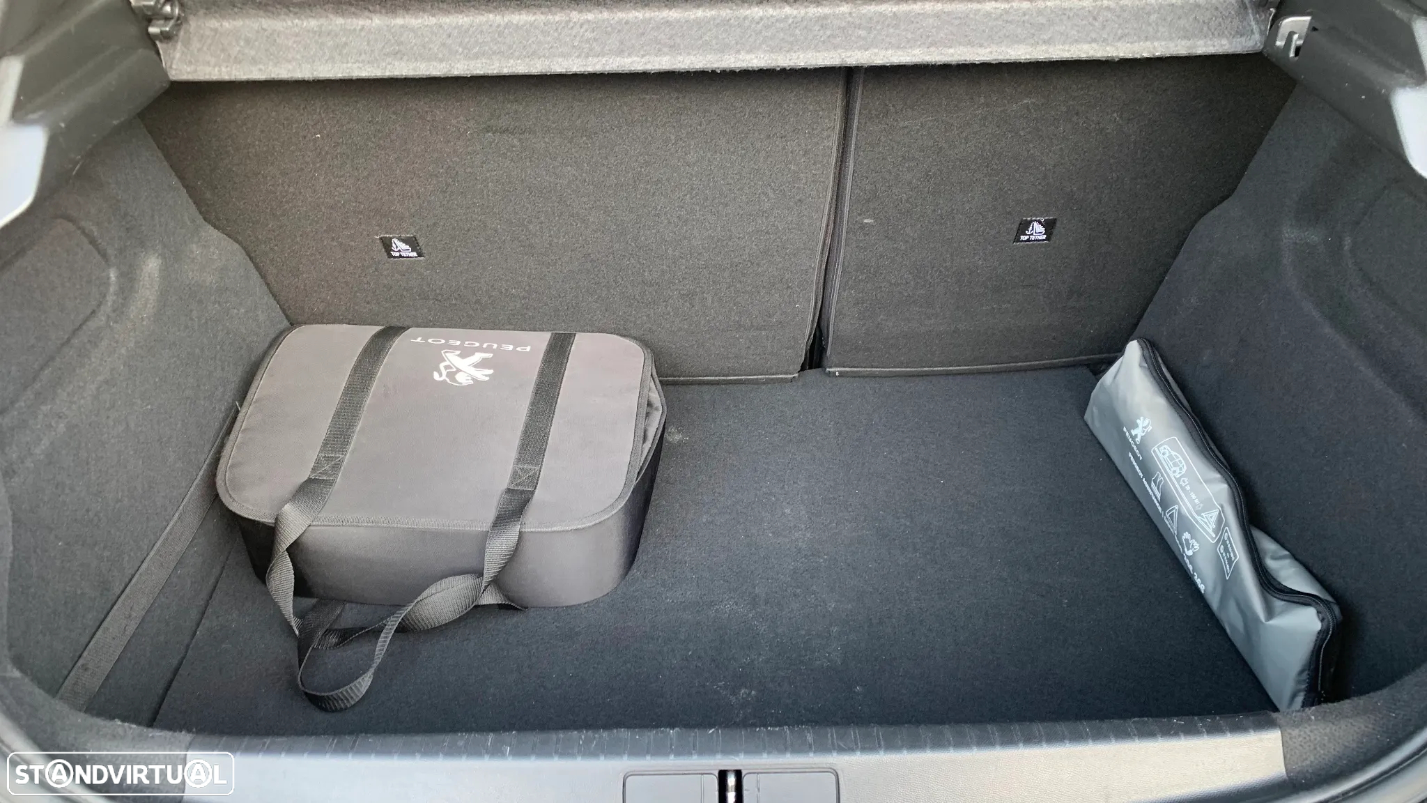 Peugeot e-208 50 kWh Allure Pack - 11
