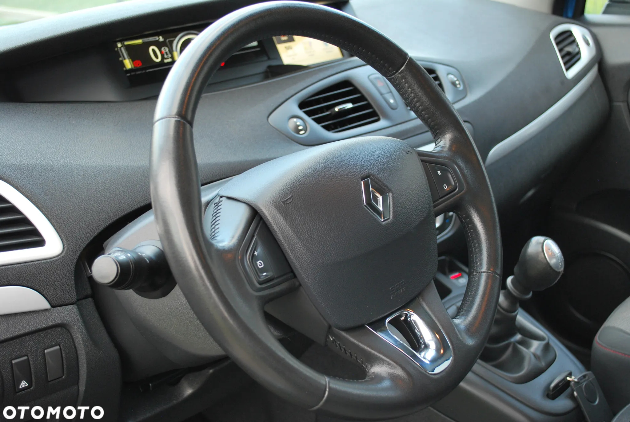 Renault Scenic 1.6 16V 110 LIMITED - 20