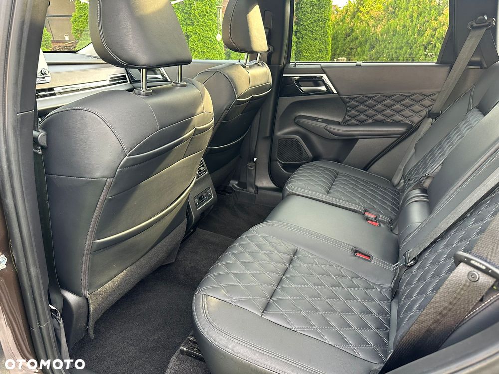 Mitsubishi Outlander - 22