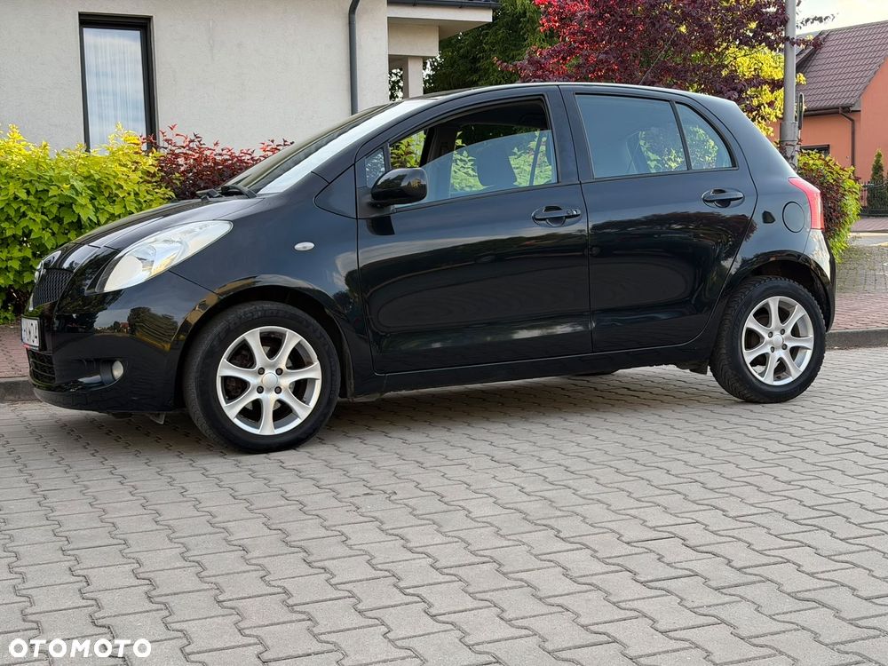 Toyota Yaris 1.3 VVT-i Executive - 9