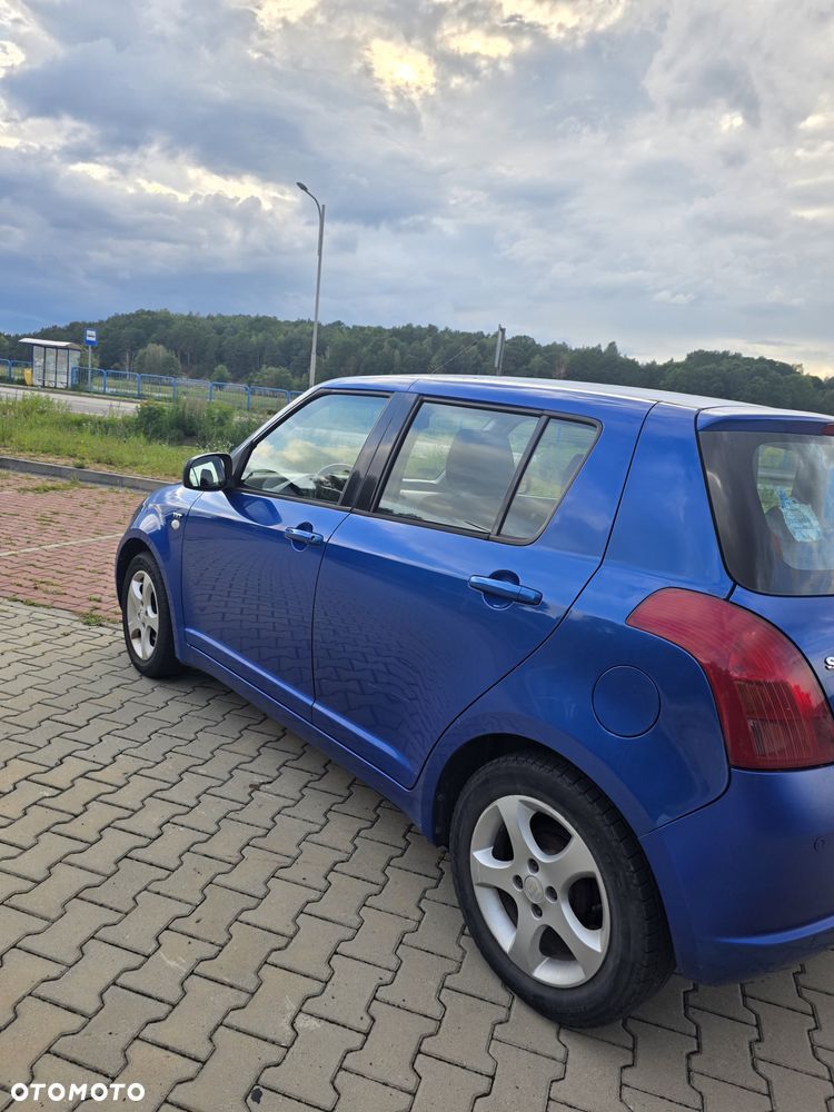 Suzuki Swift - 7
