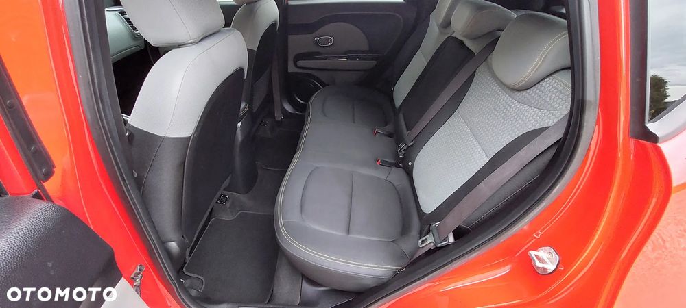 Kia Soul 1.6 CRDI L Business Line - 22