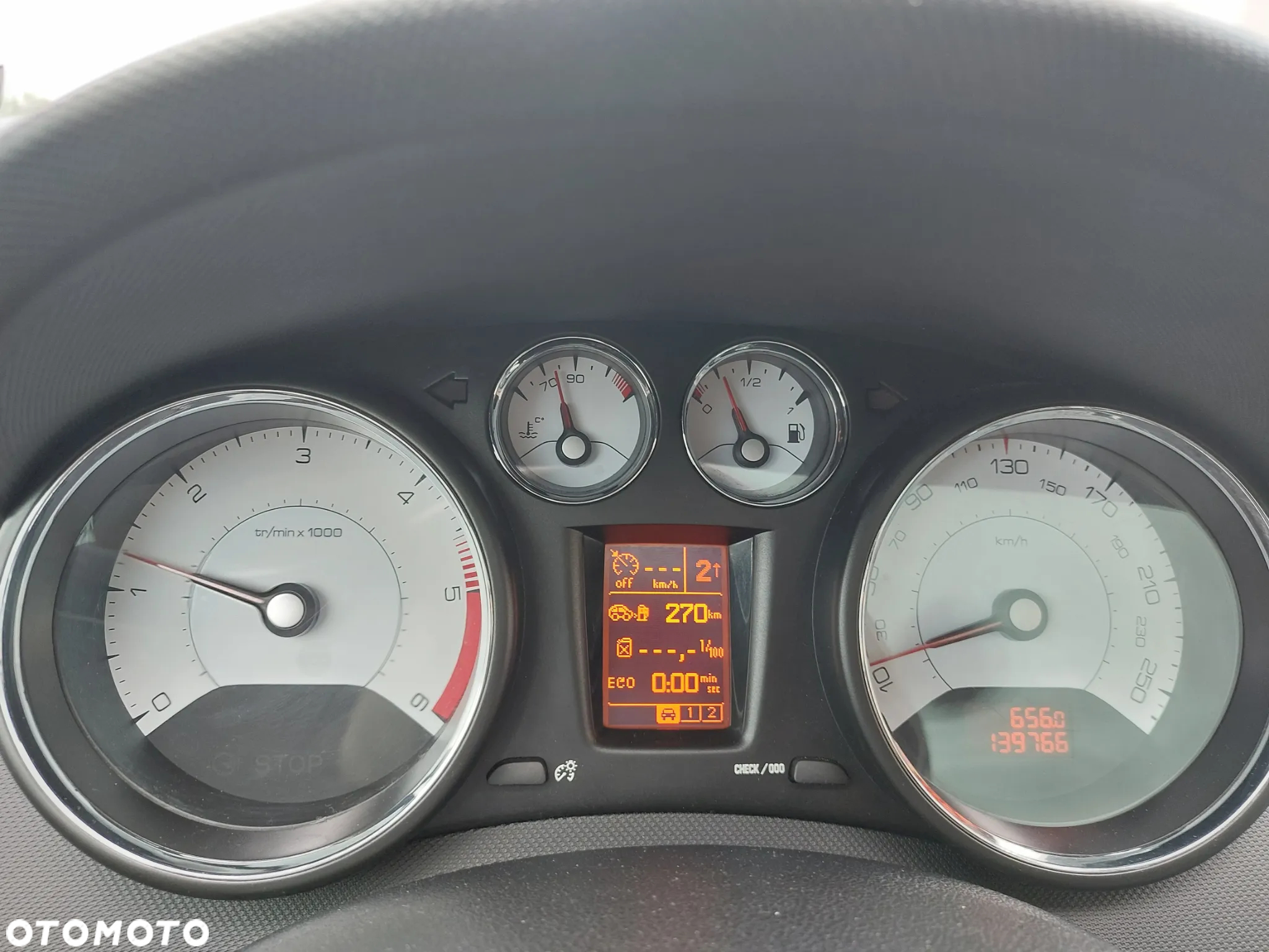 Peugeot 308 1.6 e-HDi Active S&S - 20