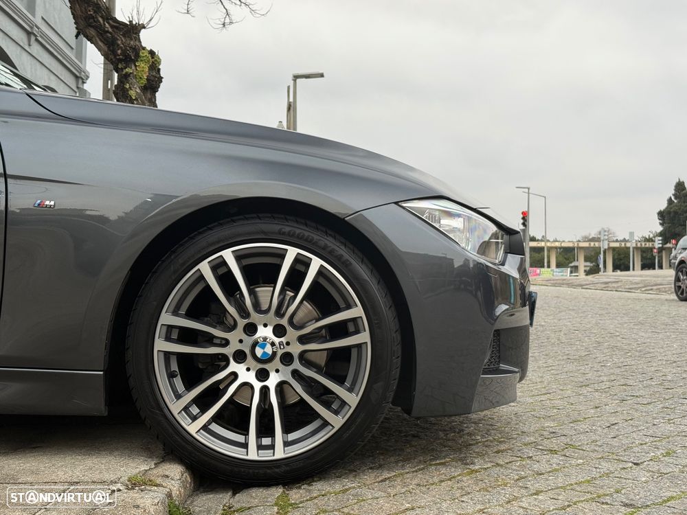 BMW 320 d Auto Pack M - 11