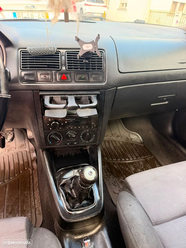 VW Golf 1.4i Confortline AC - 10