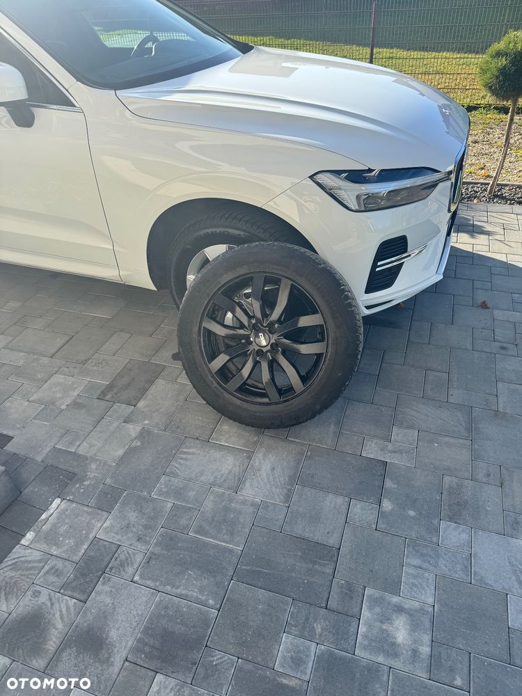 Volvo XC 60 D4 Momentum Pro - 28