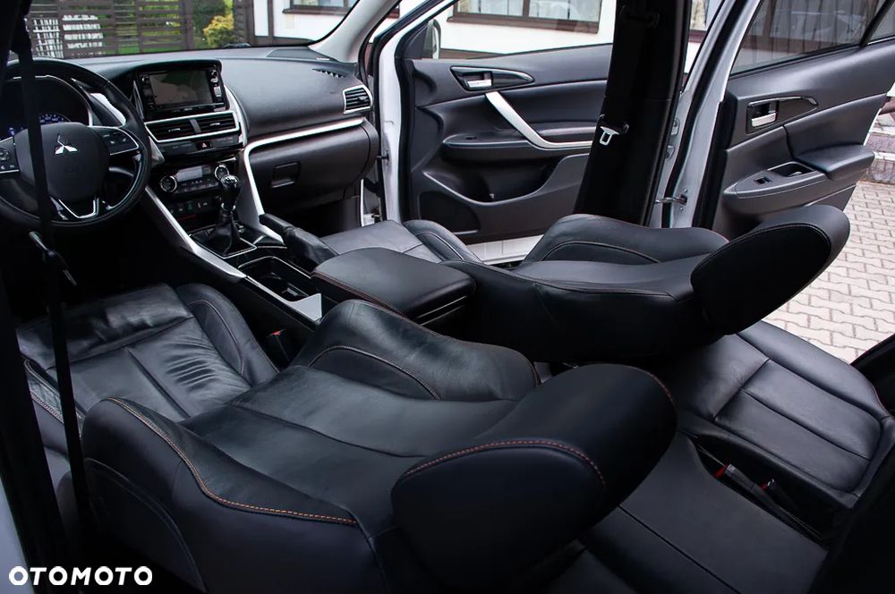 Mitsubishi Eclipse Cross 1.5 T Intense - 33