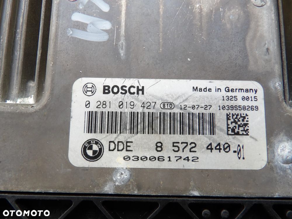 BMW - F10,F11 - MODUŁ , STEROWNIK SILNIKA ECU - 8572440 - 2