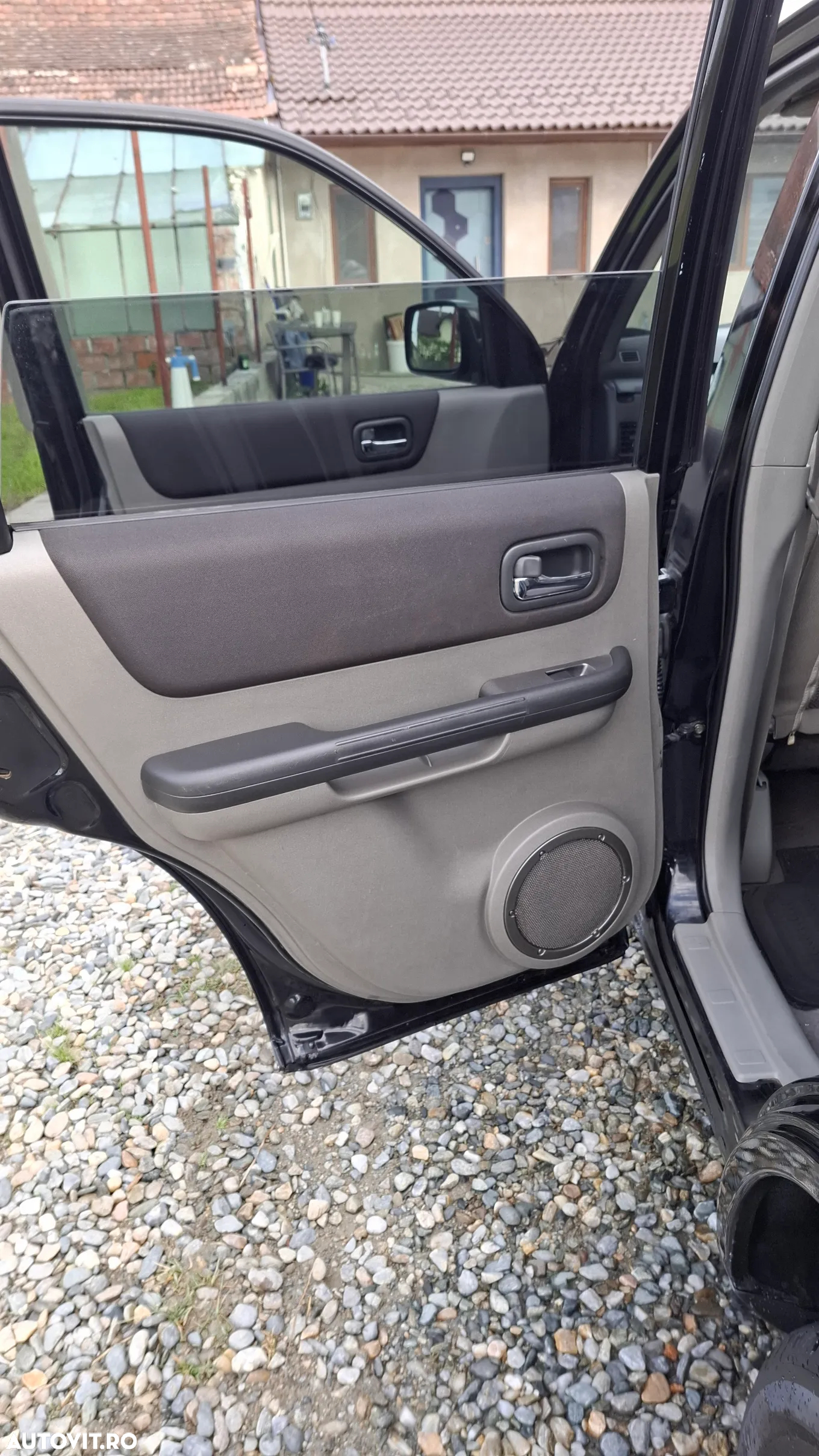 Nissan X-Trail 2.2 dCi Elegance - 8