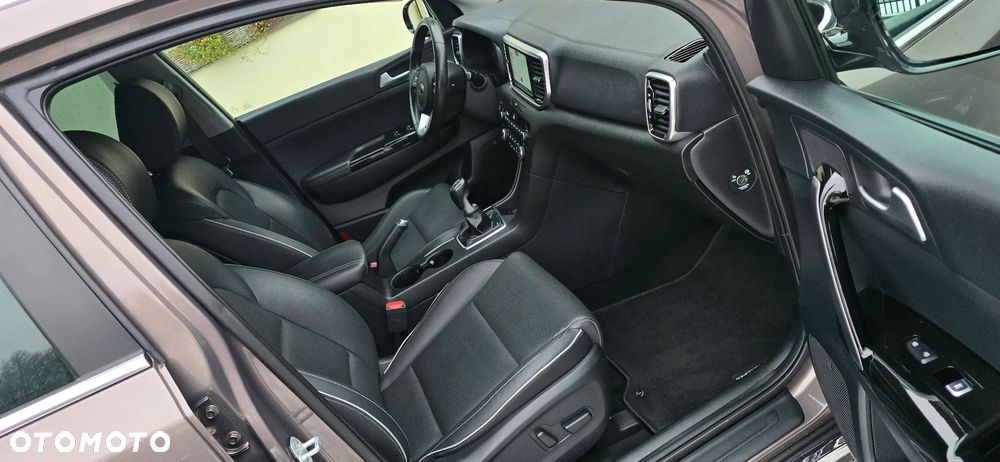 Kia Sportage 1.6 GDI L Business Line Plus 2WD - 23