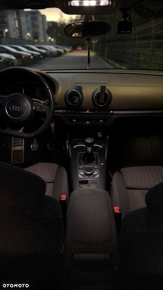 Audi A3 Sportback - 16