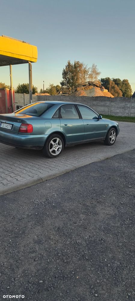 Audi A4 Limousine 1.8T - 3
