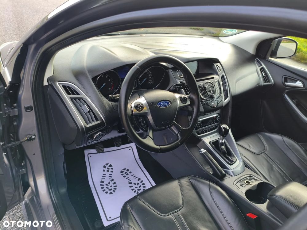Ford Focus - 23