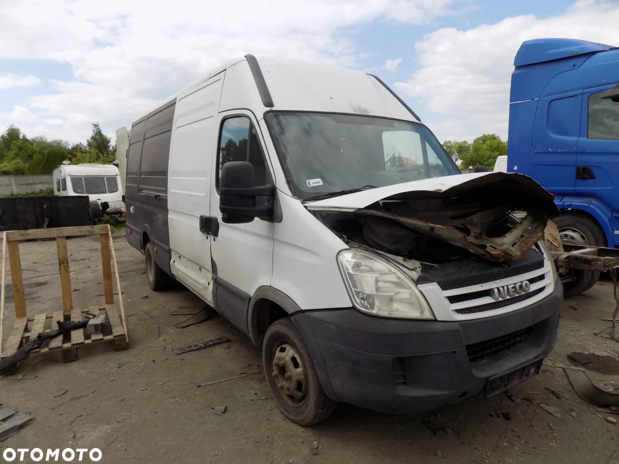 IVECO DAILY IV 2.3 HPI 06 - 11 SAMOCHÓD NA CZĘŚCI - 1