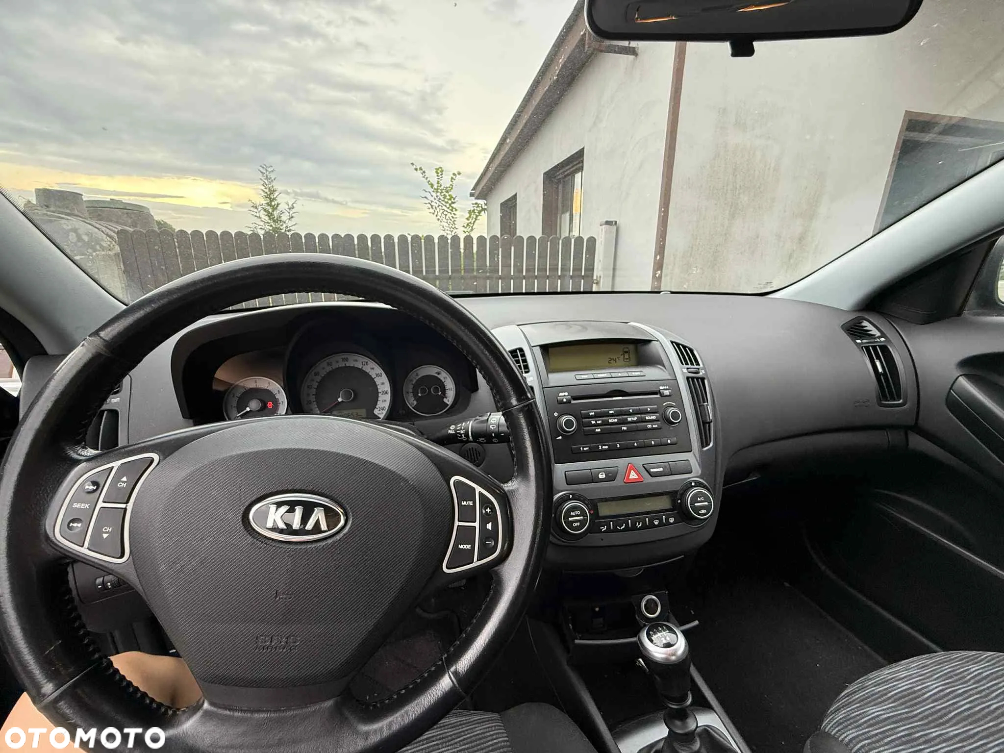 Kia Ceed - 7
