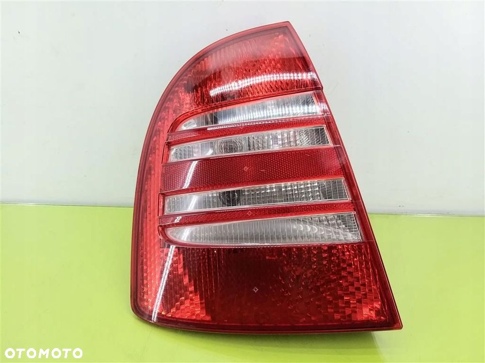 Lampa lewa tylna tył Skoda Superb I 2001-2006 PRZED LIFT SEDAN 3U5945095 - 1