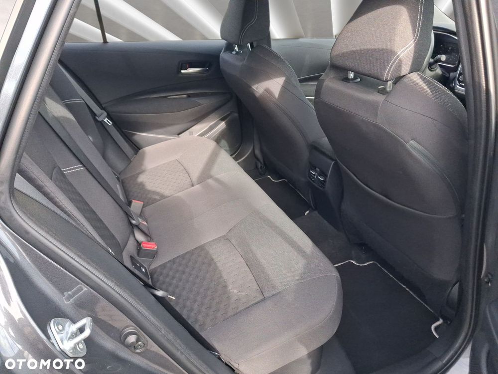 Toyota Corolla 1.8 Hybrid Comfort - 17