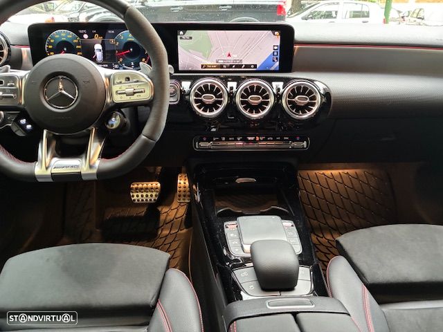 Mercedes-Benz A 45 AMG S 4Matic+ - 22