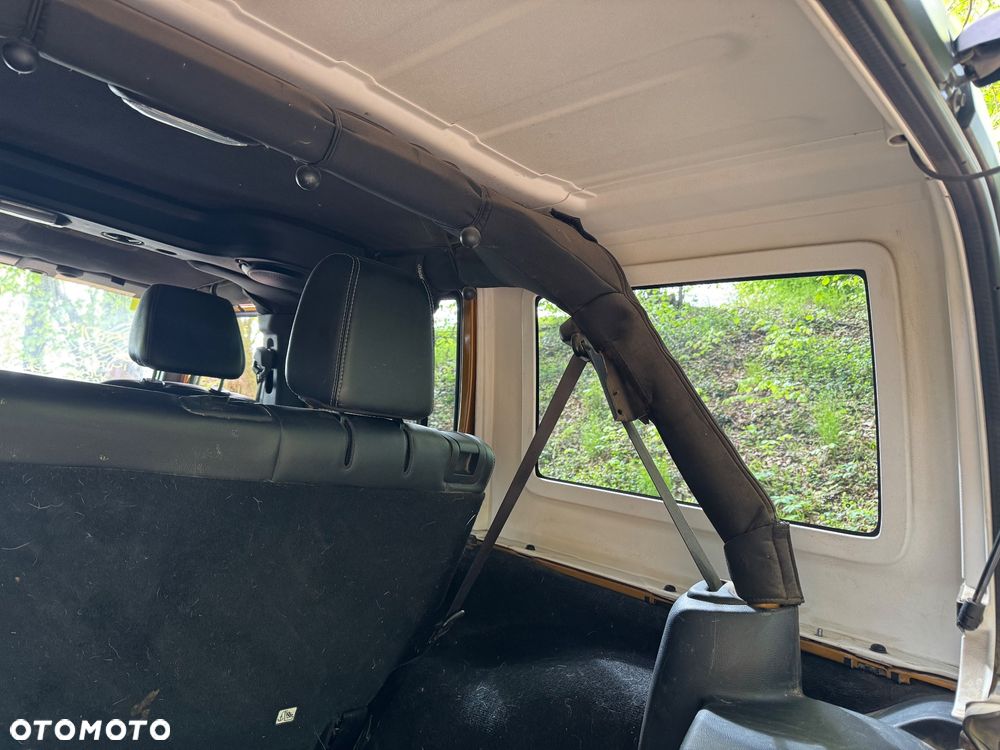 Jeep Wrangler Unlimited 3.6 Automatik Sahara - 31